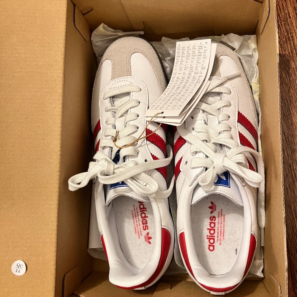 NWT Adidas Samba OG red/grey/white - Picture 2 of 6